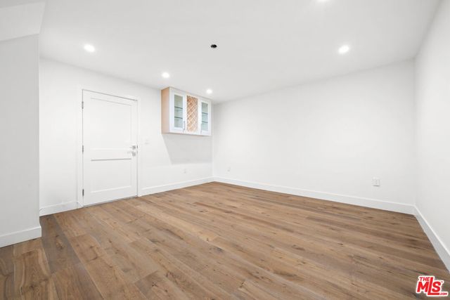 8611 Burton Way 15, Los Angeles, CA 90048