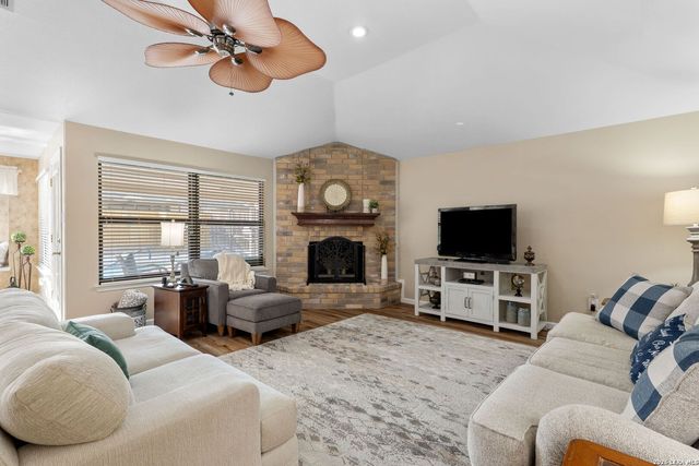 2501 Newning, Schertz, TX 78154