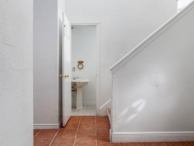 506 Tillery ST, Austin, TX 78702