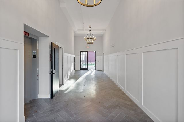 186 Bedford St 211, Lexington, MA 02420