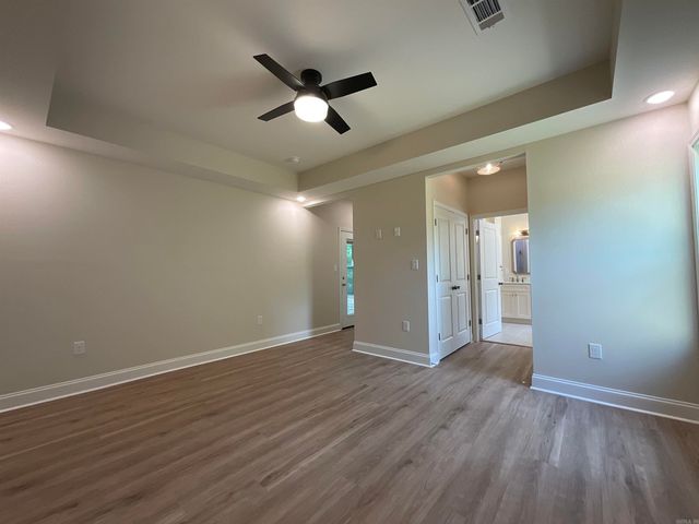 929 N Jeff Davis Avenue, Jacksonville, AR 72076