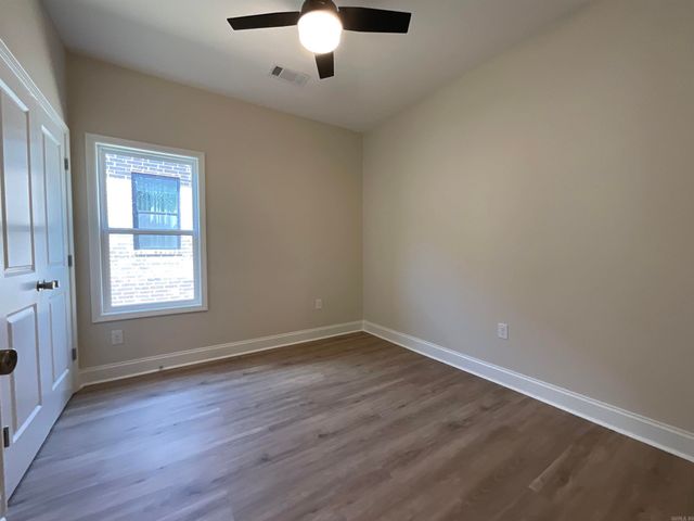 929 N Jeff Davis Avenue, Jacksonville, AR 72076