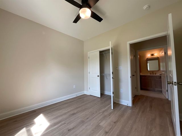 929 N Jeff Davis Avenue, Jacksonville, AR 72076