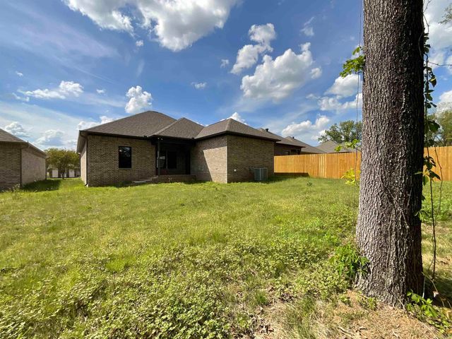 929 N Jeff Davis Avenue, Jacksonville, AR 72076