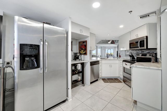 3870 N Highway A1a N 101 A, Fort Pierce, FL 34949