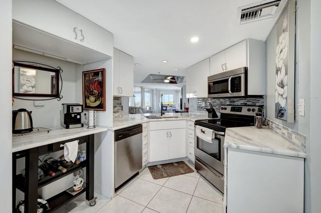 3870 N Highway A1a N 101 A, Fort Pierce, FL 34949