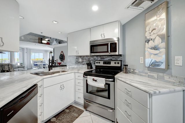 3870 N Highway A1a N 101 A, Fort Pierce, FL 34949