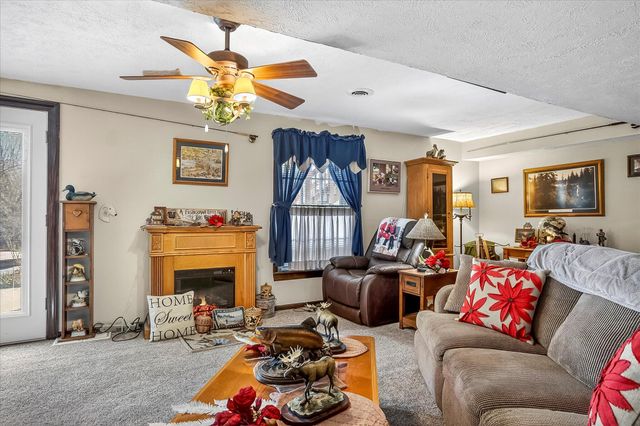 1502 E Sycamore Street, Ozark, MO 65721