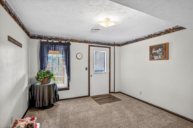 1502 E Sycamore Street, Ozark, MO 65721