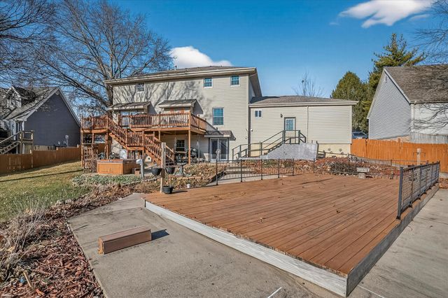 1502 E Sycamore Street, Ozark, MO 65721