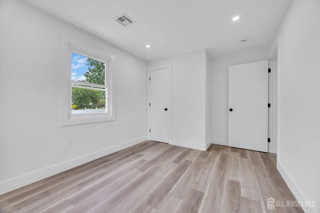 260 Highland Avenue, Franklin Twsp, NJ 08873