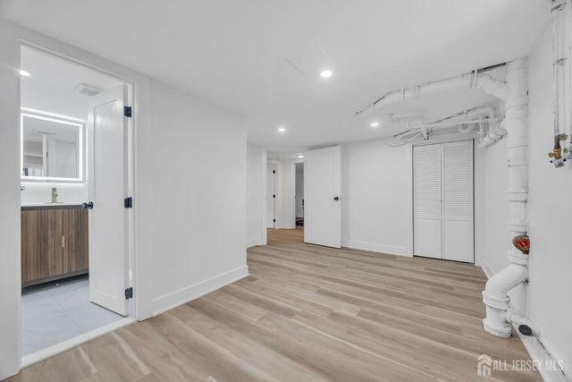 260 Highland Avenue, Franklin Twsp, NJ 08873