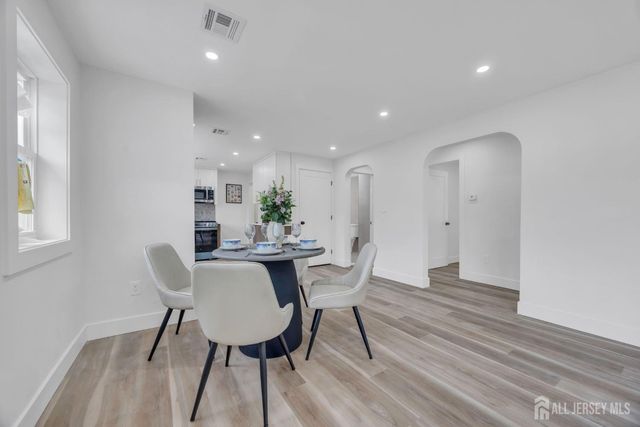 260 Highland Avenue, Franklin Twsp, NJ 08873
