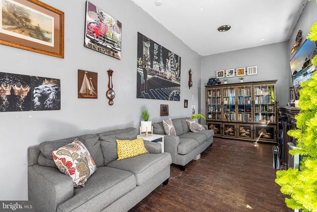 16 VOLUSIA AVE, Hamilton, NJ 08610