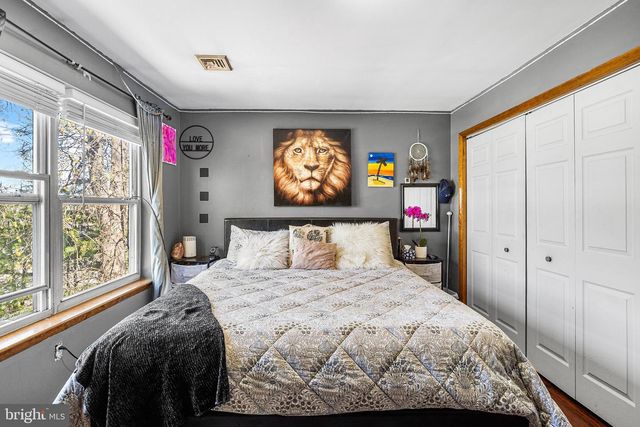 16 VOLUSIA AVE, Hamilton, NJ 08610