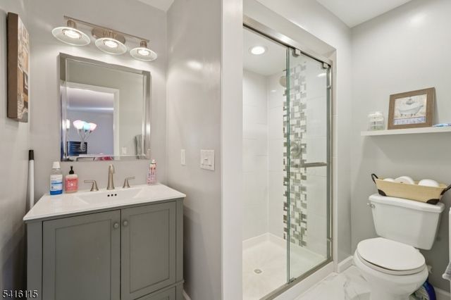 45 Lynn Dr, Byram Twp., NJ 07821