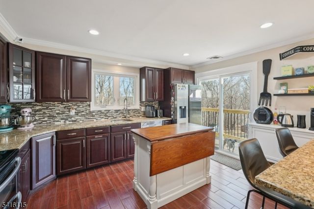 45 Lynn Dr, Byram Twp., NJ 07821