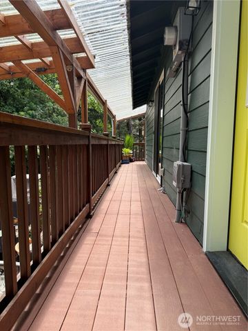 1050 338th Street, Ocean Park, WA 98640