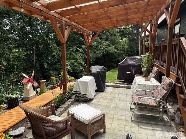 1050 338th Street, Ocean Park, WA 98640