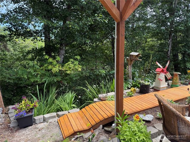 1050 338th Street, Ocean Park, WA 98640