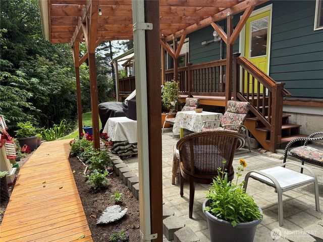 1050 338th Street, Ocean Park, WA 98640