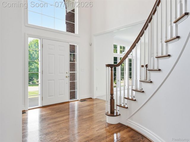 1797 Blue Grass Drive, Rochester Hills, MI 48306