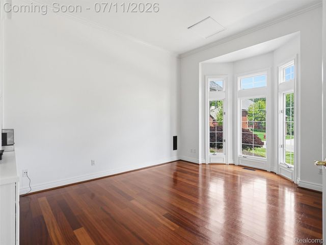 1797 Blue Grass Drive, Rochester Hills, MI 48306