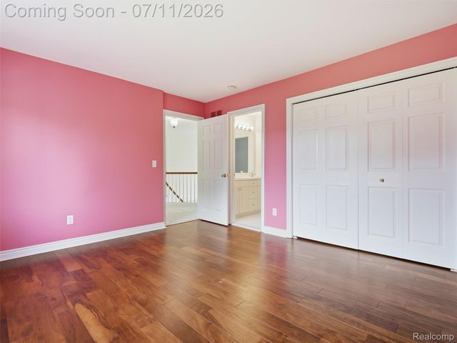 1797 Blue Grass Drive, Rochester Hills, MI 48306