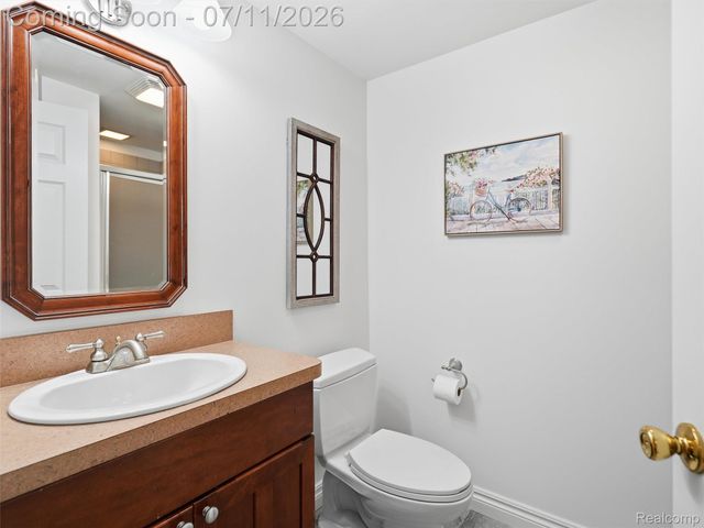 1797 Blue Grass Drive, Rochester Hills, MI 48306