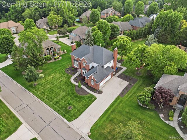 1797 Blue Grass Drive, Rochester Hills, MI 48306