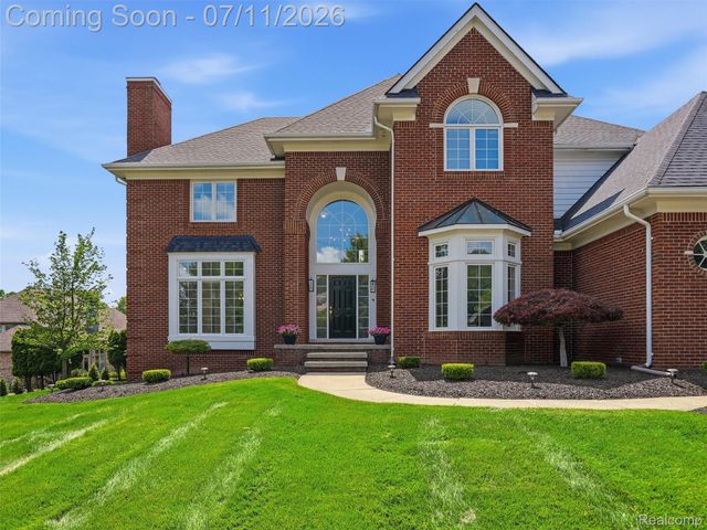 1797 Blue Grass Drive, Rochester Hills, MI 48306