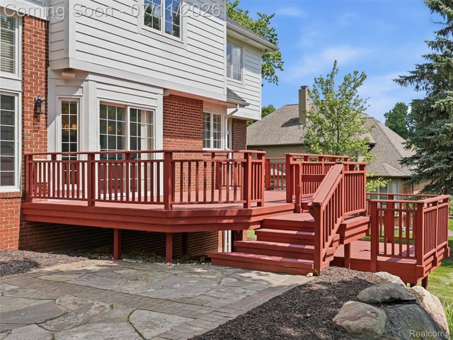 1797 Blue Grass Drive, Rochester Hills, MI 48306