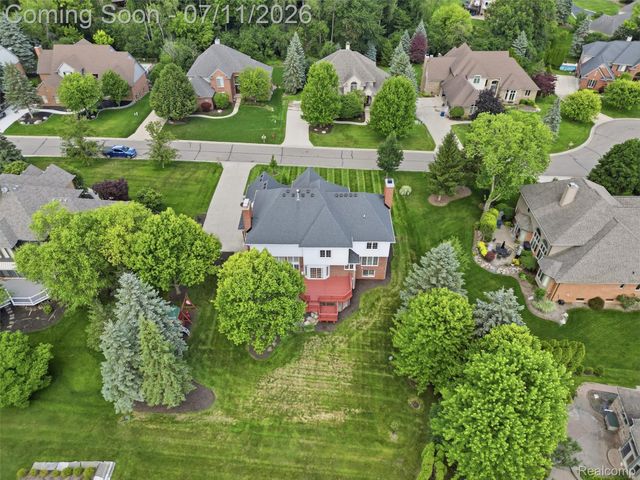 1797 Blue Grass Drive, Rochester Hills, MI 48306