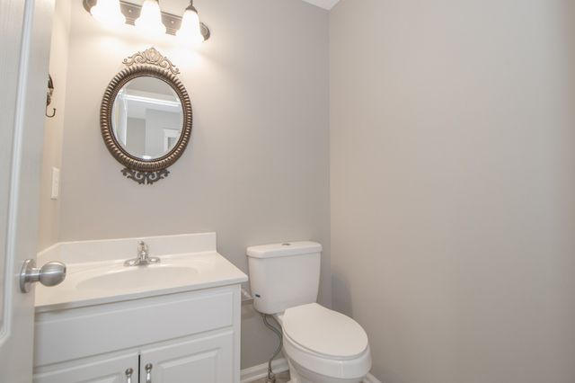 3147 Holly Point, Clarksville, TN 37043