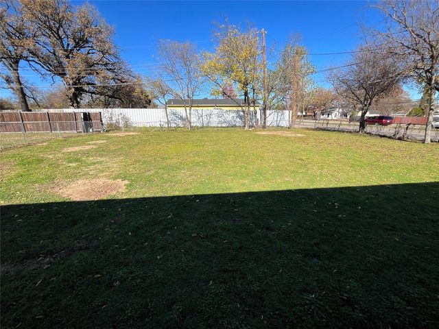 10135 Kittyhawk Lane, Dallas, TX 75217