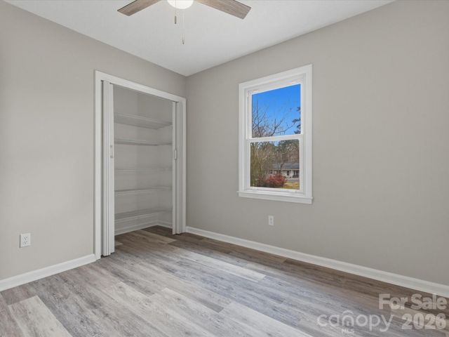 6111 Dovetail Court, Charlotte, NC 28227