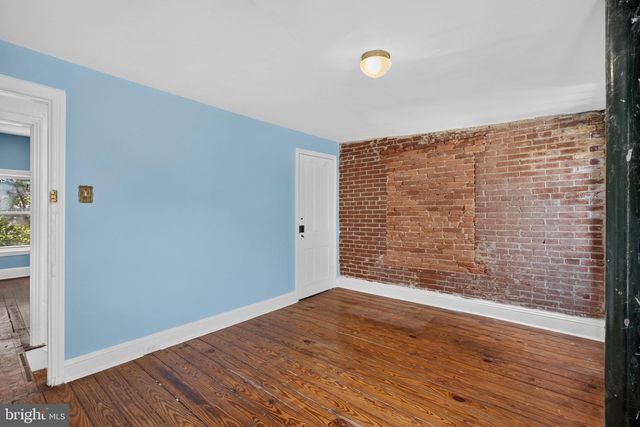 4051 LUDLOW ST, Philadelphia, PA 19104