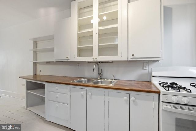 4051 LUDLOW ST, Philadelphia, PA 19104