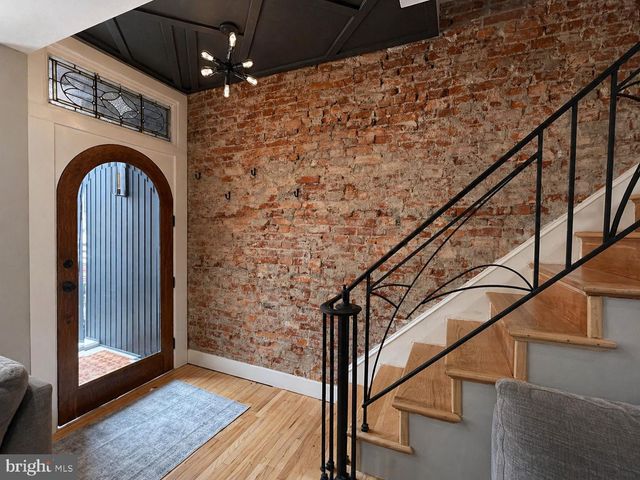 2519 GRAYS FERRY AVE, Philadelphia, PA 19146