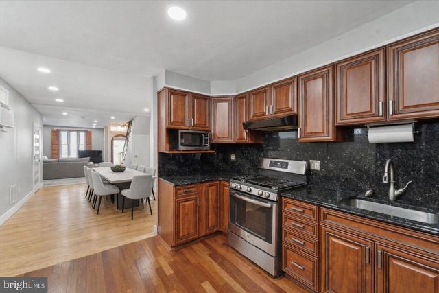 2519 GRAYS FERRY AVE, Philadelphia, PA 19146