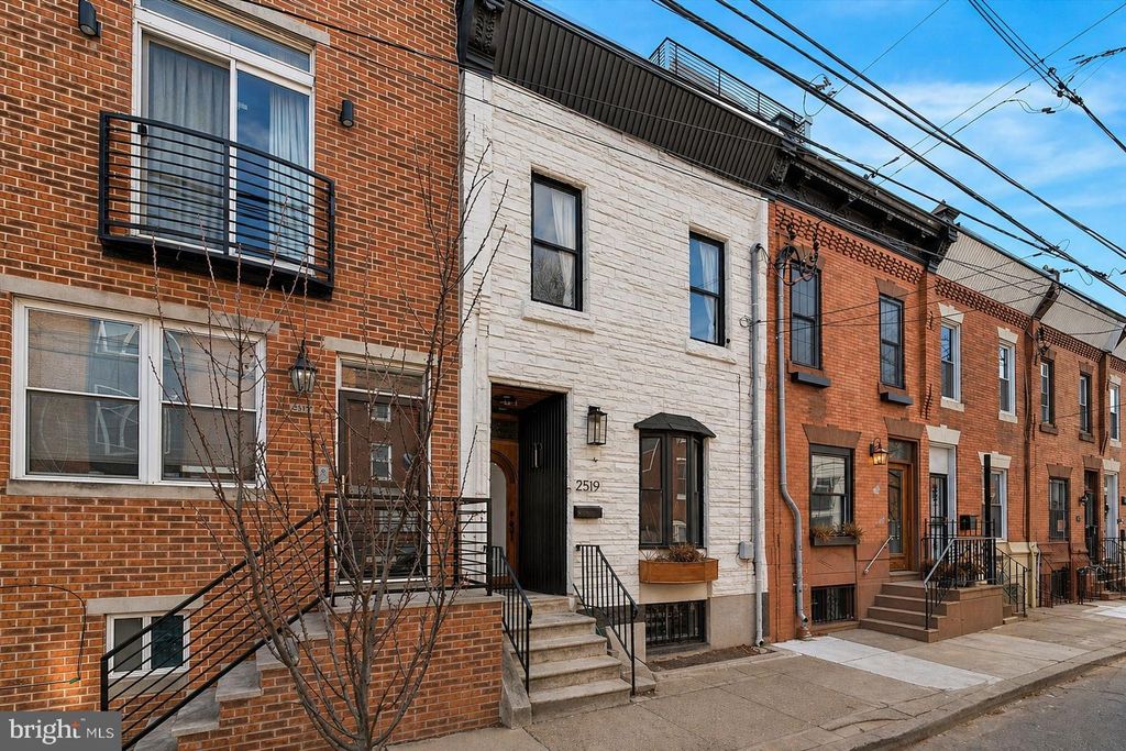 2519 GRAYS FERRY AVE, Philadelphia, PA 19146
