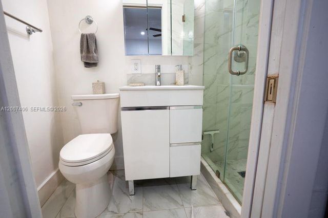 5290 Palm Ave, Hialeah, FL 33012