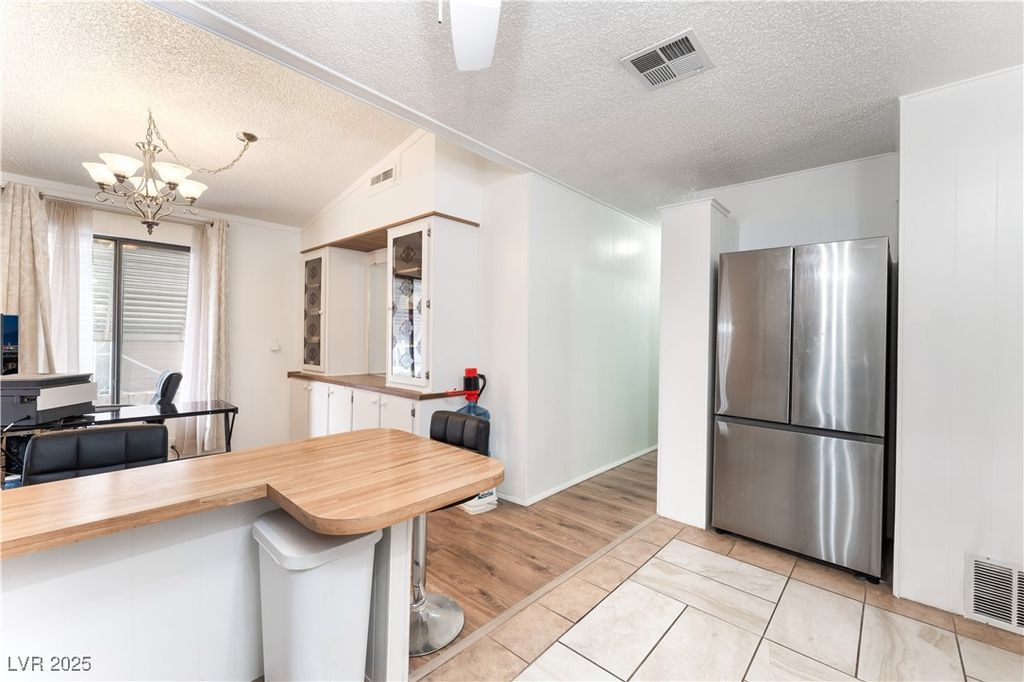 Image 15 of property listing at 3491 Isle Royale Drive, Las Vegas, NV 89122