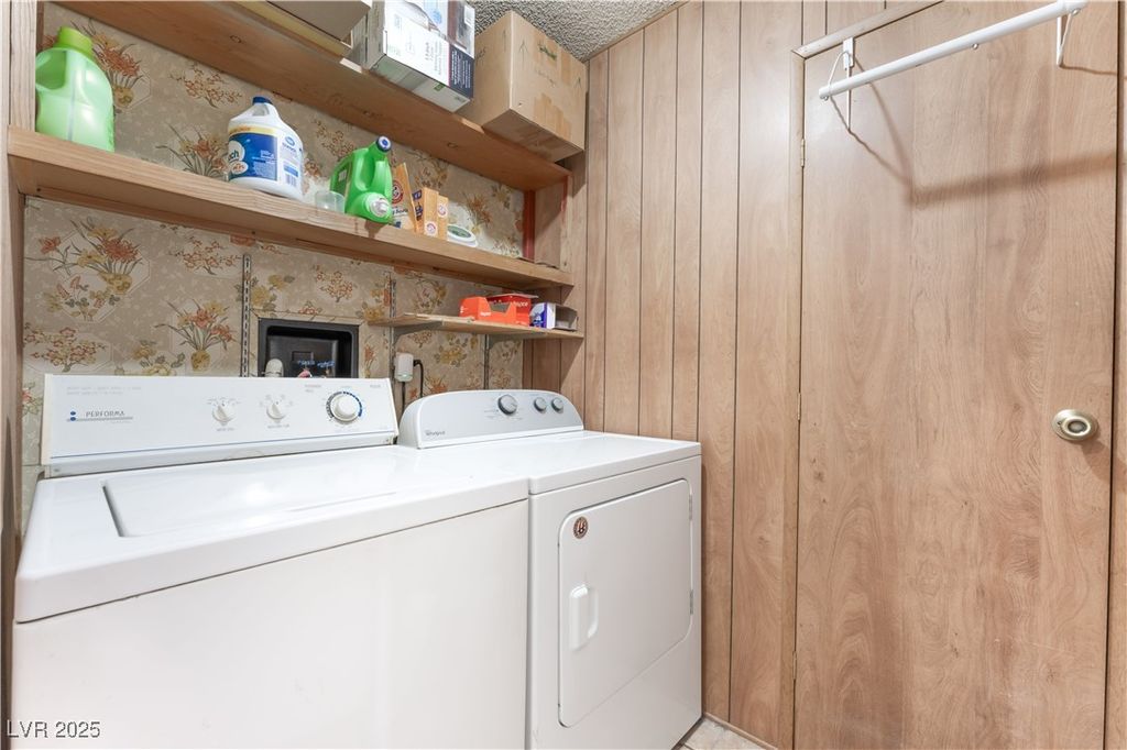 Image 26 of property listing at 3491 Isle Royale Drive, Las Vegas, NV 89122