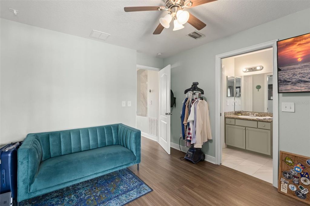 Image 38 of property listing at 136 S BUMBY AVENUE 2, Orlando, FL 32803