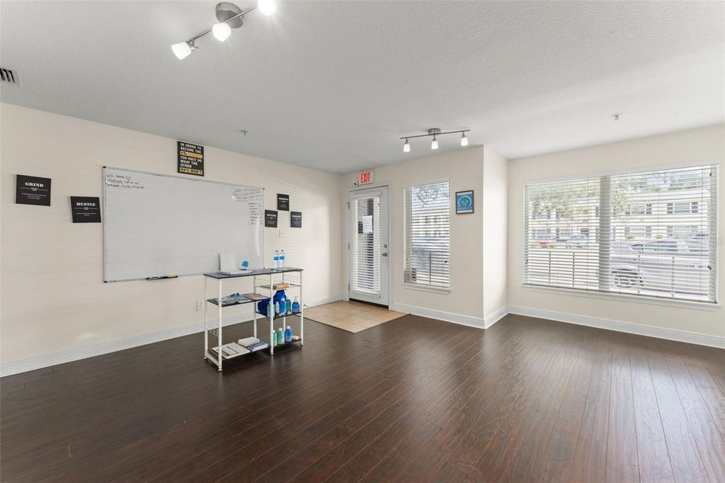 Image 5 of property listing at 136 S BUMBY AVENUE 2, Orlando, FL 32803