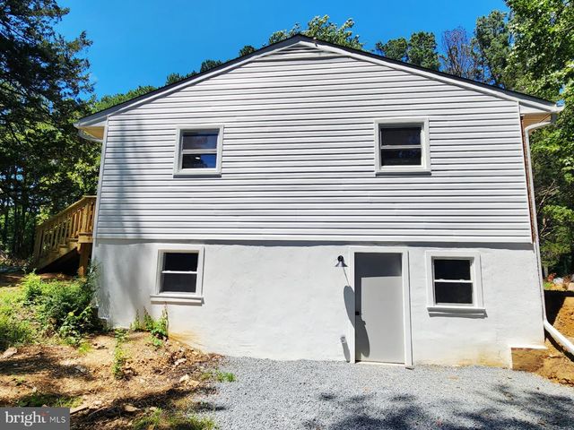 21 SALVINGTON RD, Fredericksburg, VA 22405