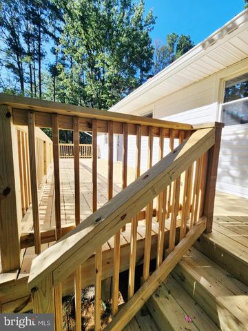 21 SALVINGTON RD, Fredericksburg, VA 22405