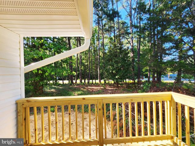 21 SALVINGTON RD, Fredericksburg, VA 22405