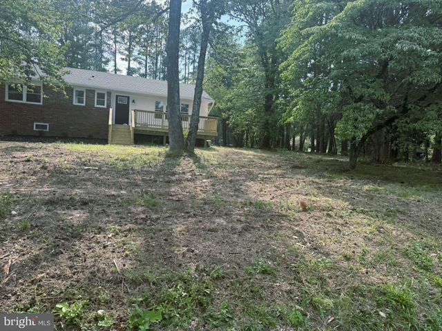 21 SALVINGTON RD, Fredericksburg, VA 22405